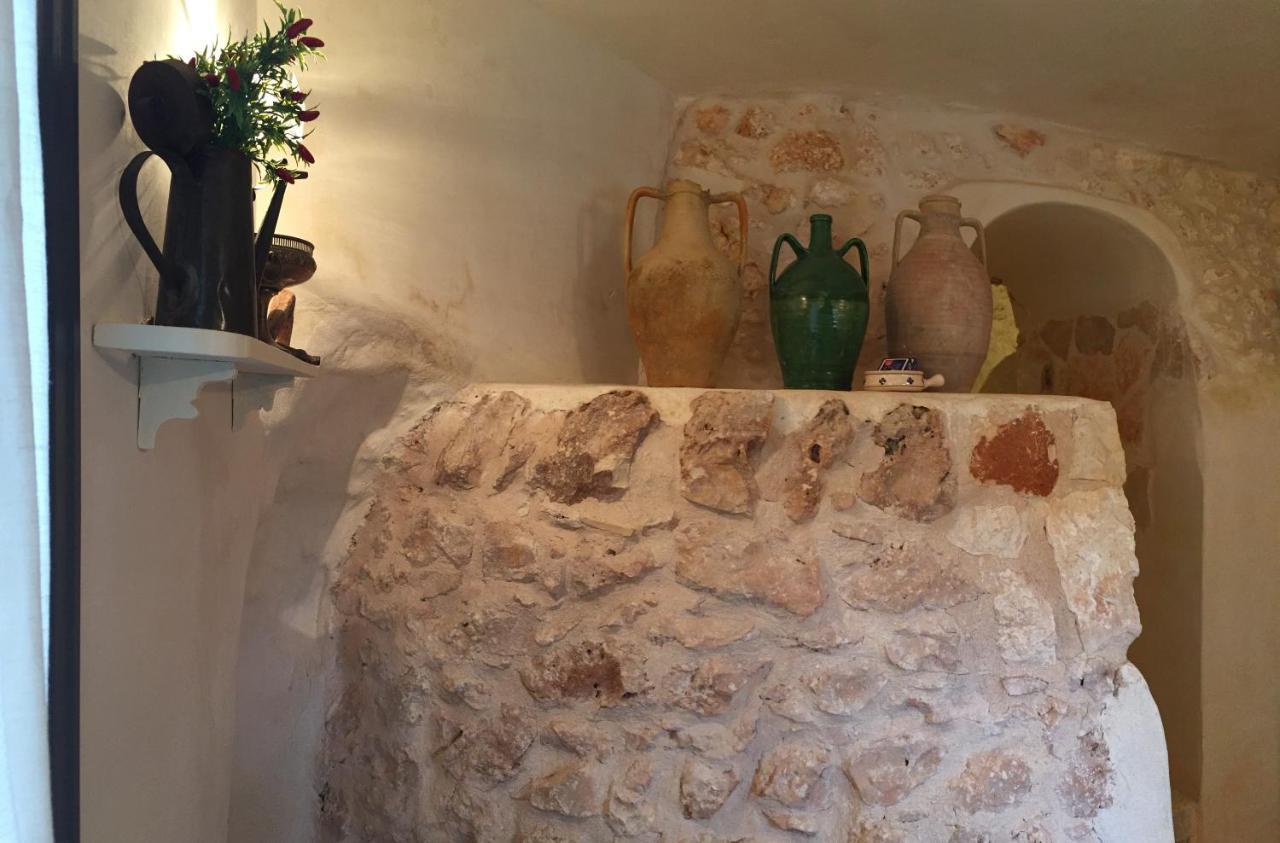 I Love Trullo - Country Boutique Apartments - Villa Laura 오스투니 외부 사진