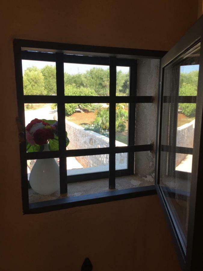 I Love Trullo - Country Boutique Apartments - Villa Laura 오스투니 외부 사진