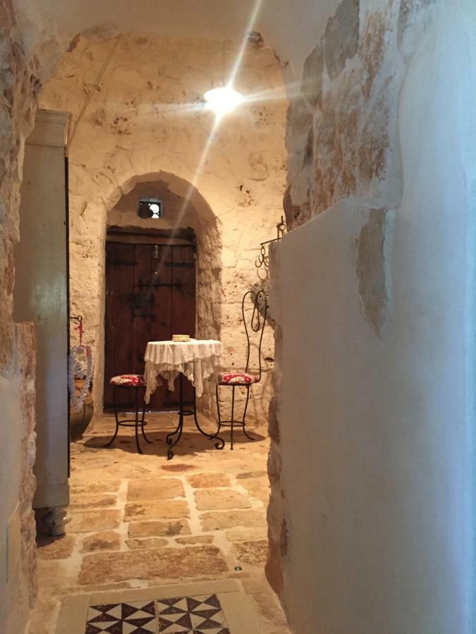 I Love Trullo - Country Boutique Apartments - Villa Laura 오스투니 외부 사진